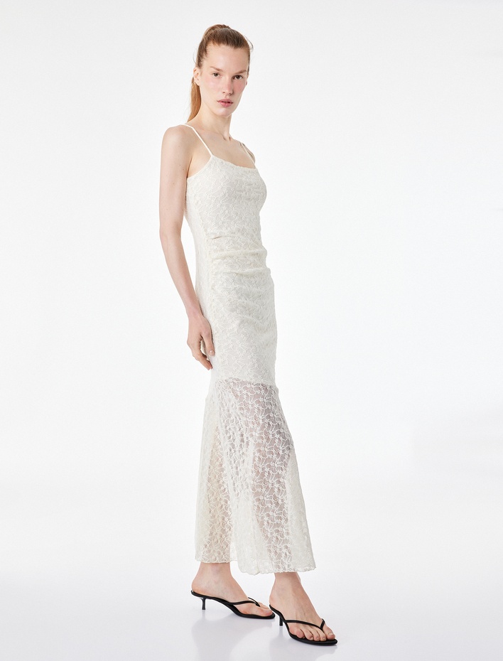  Slim Fit Drape Detaylı Pileli Midi Boy İnce Askılı Dantel Elbise