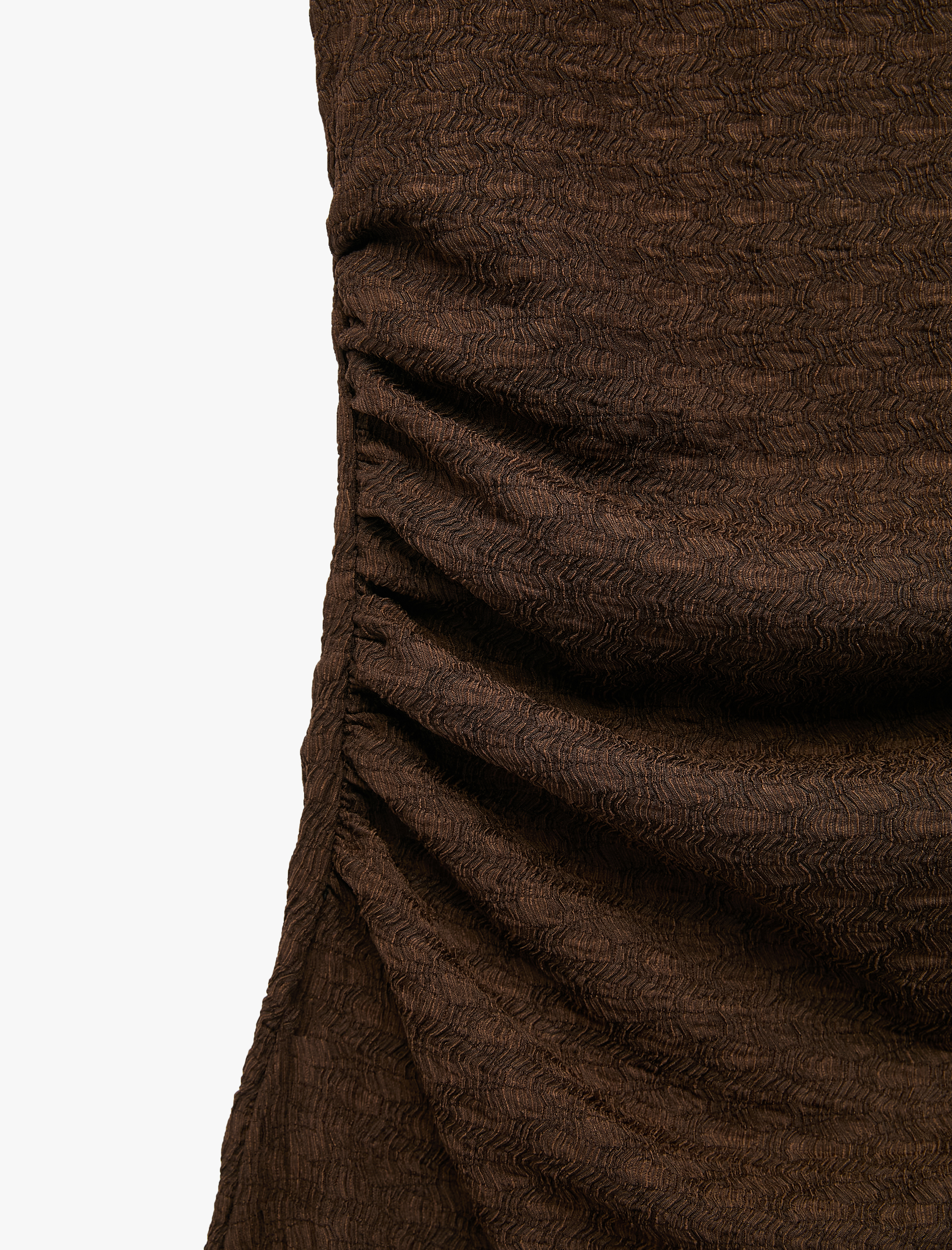   Bürümcük Kumaş Dokulu Slim Fit Sırt Detaylı Halter Yaka Midi Elbise