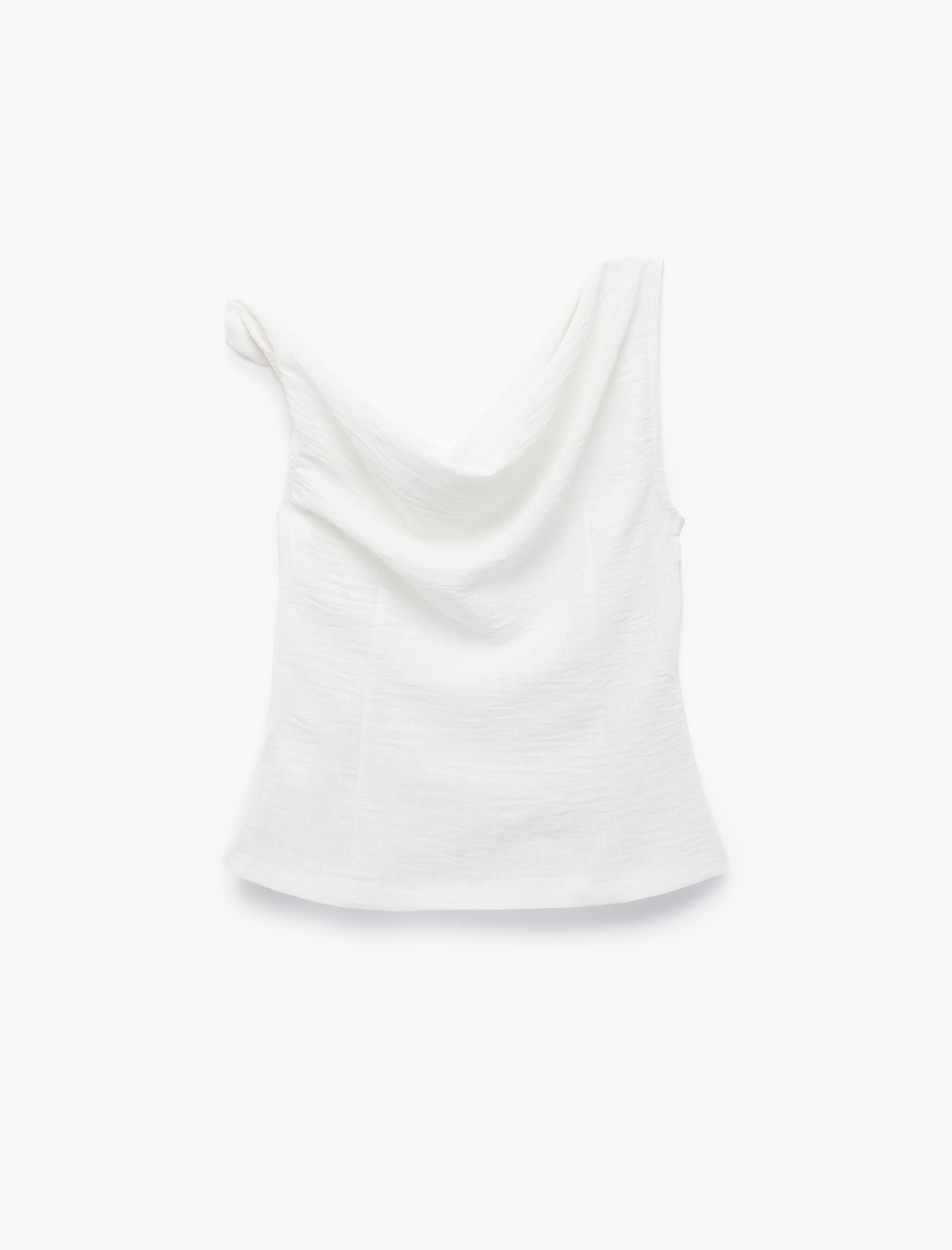   Keten Görünümlü Slim Fit Kolsuz Asimetrik Kesim Kayık Yaka Bluz