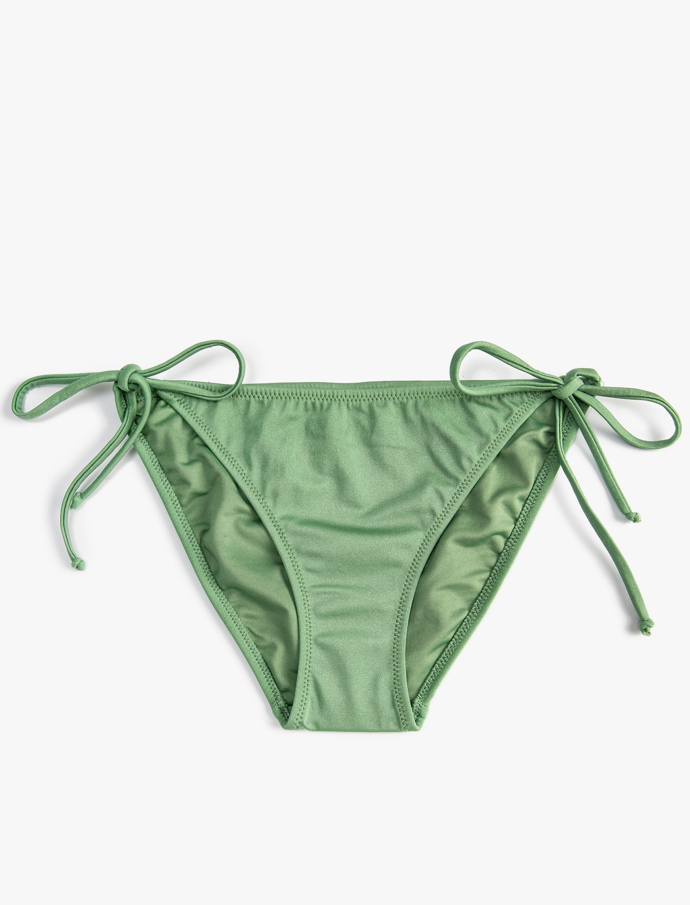   Bikini Altı Normal Bel Yanları Bağlama Detaylı