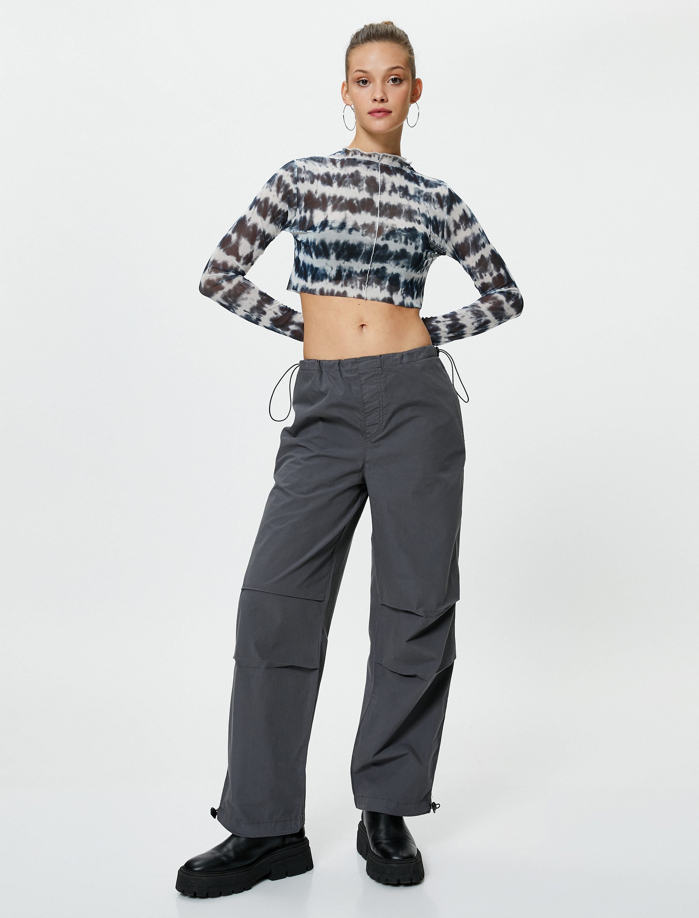   Oversize Paraşüt Pantolon Kat Detaylı Cepli Pamuklu