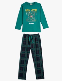 Yılbaşı Temalı Pijama Takımı Baskılı Uzun Kollu Pamuklu