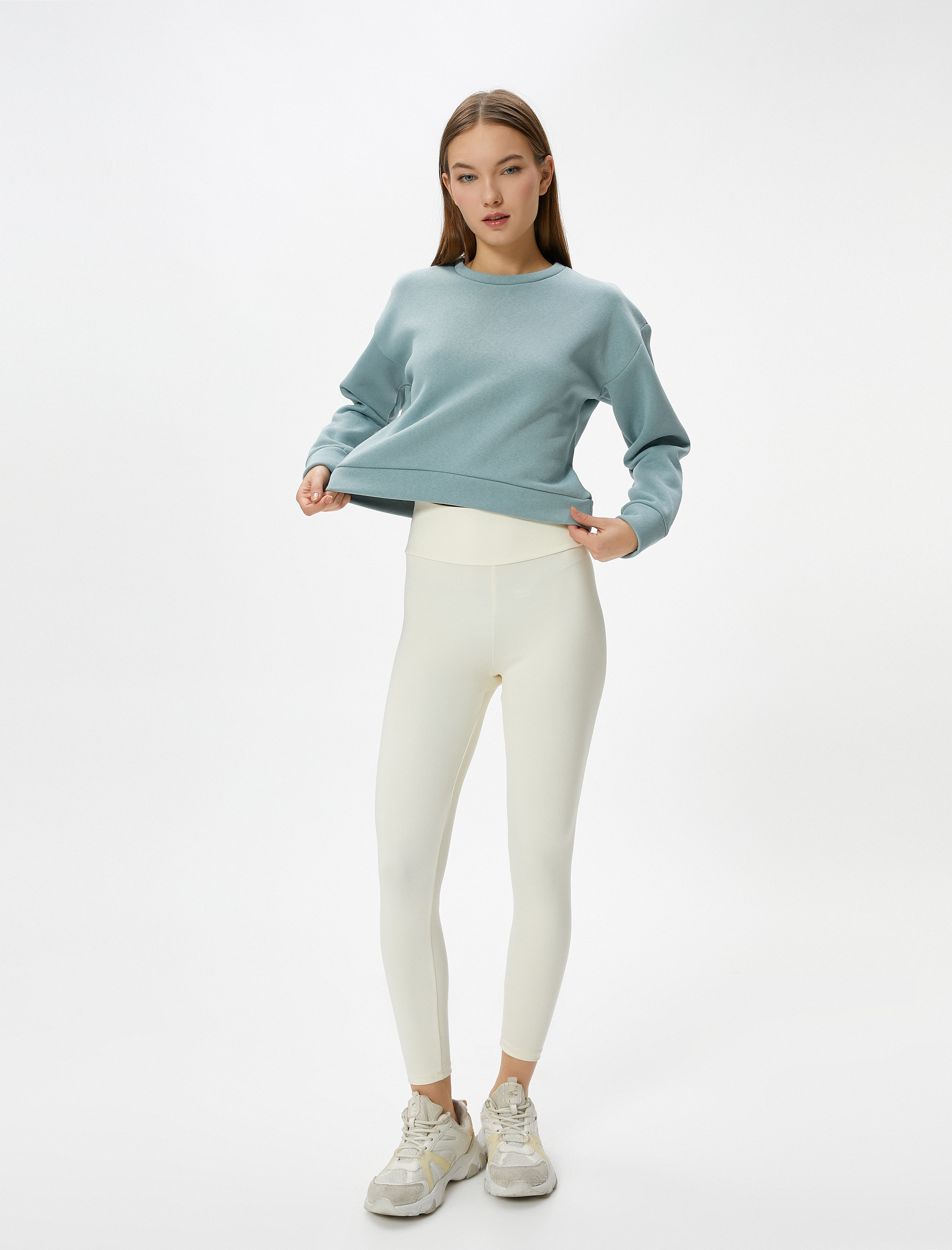   Şardonlu Basic Spor Crop Sweatshirt Rahat Kalıp Pamuklu Bisiklet Yaka Uzun Kollu