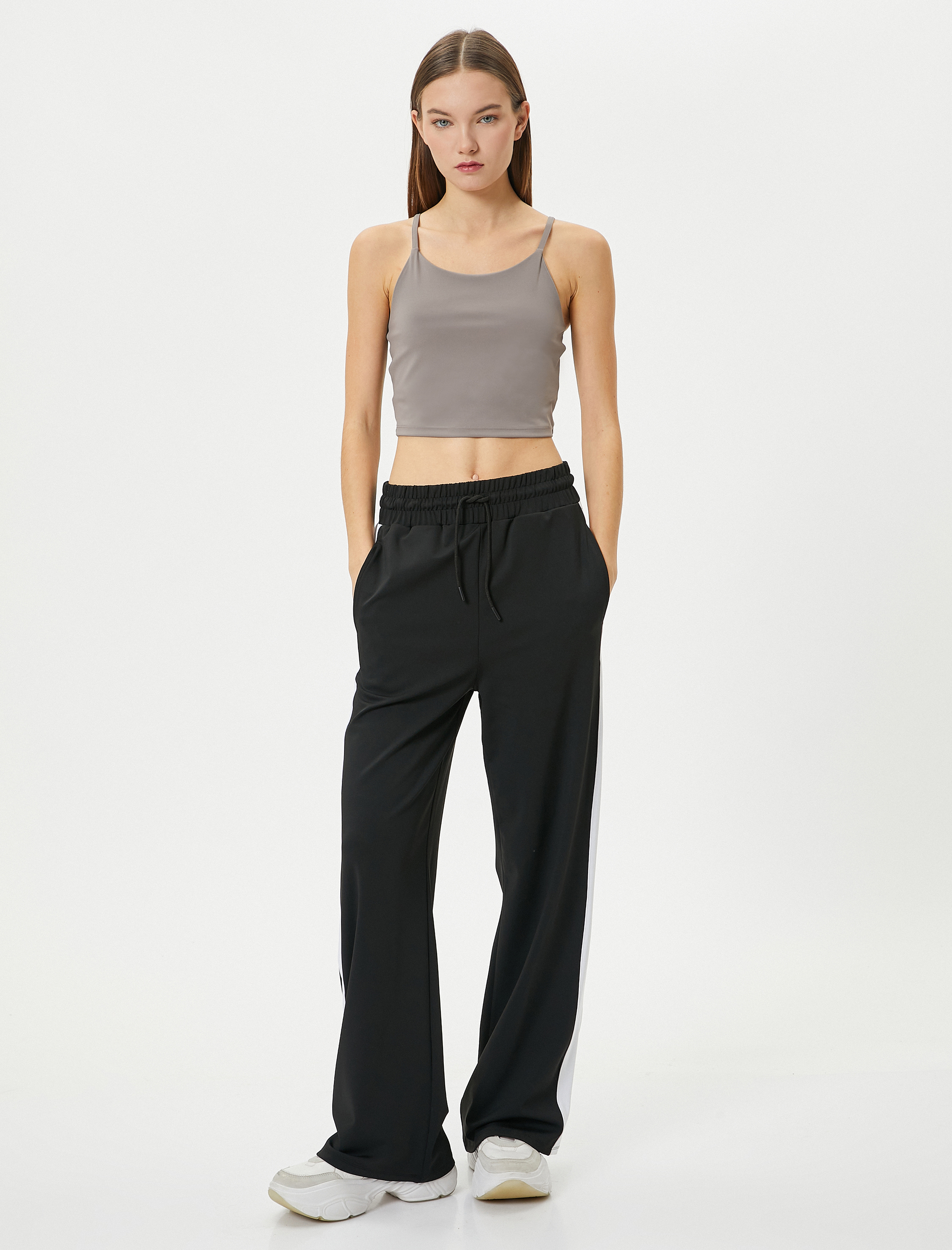   Yarım Atlet Sütyen Spor İnce Askılı Slim Fit
