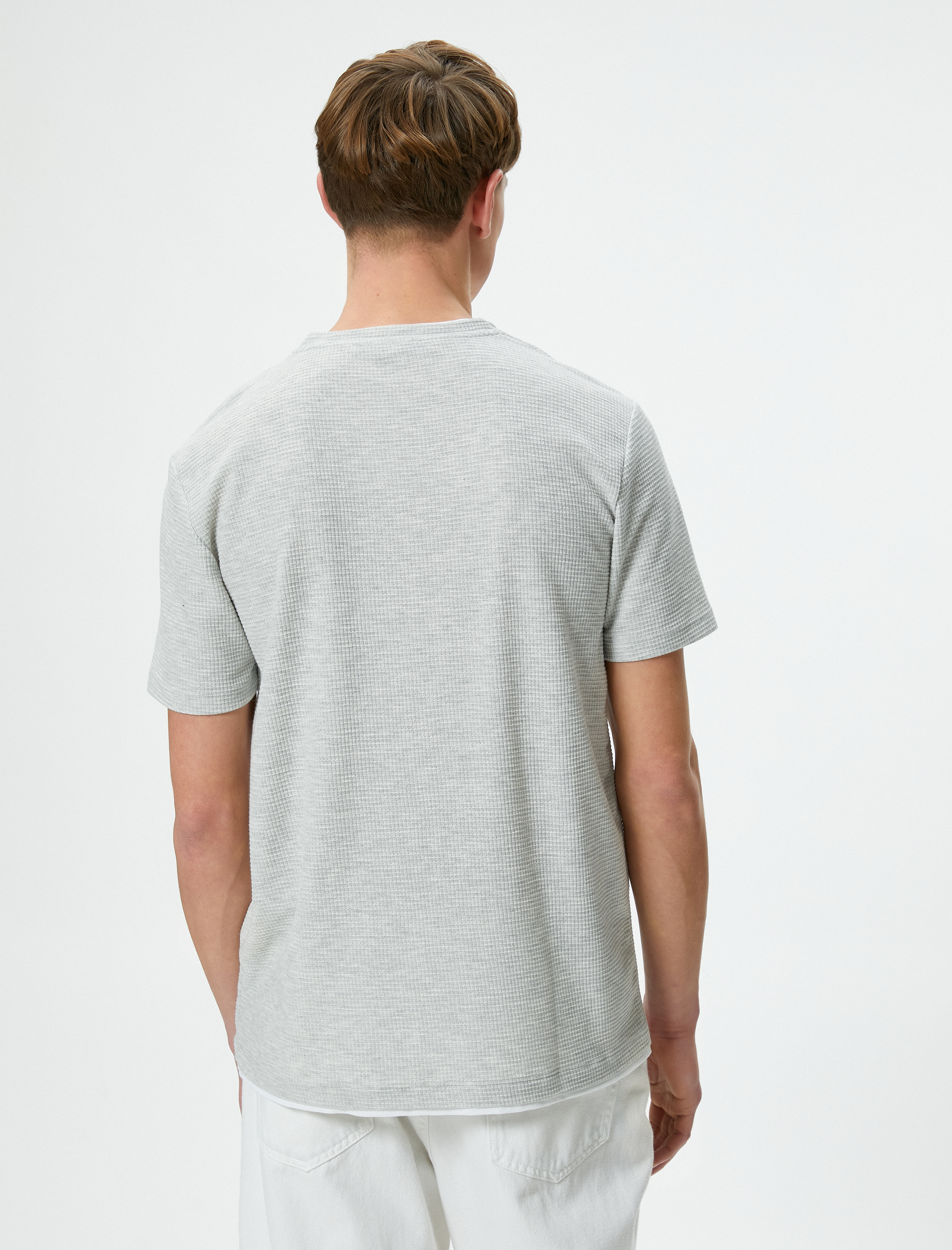   Basic Tişört Kumaş Detaylı Bisiklet Yaka Slim Fit Dokulu
