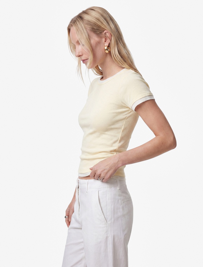  Slim Fit Bisiklet Yaka Kısa Kollu Katmanlı Dantel Detaylı Tişört
