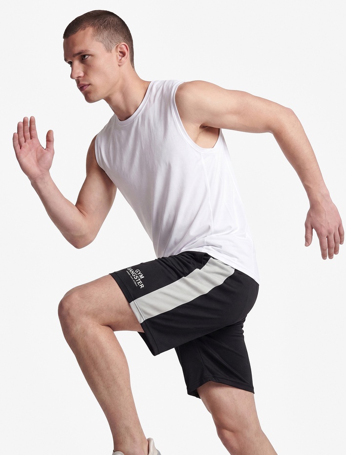  Straight Fit Renk Bloklu Cepli Baskılı Beli Bağcıklı Spor Şort