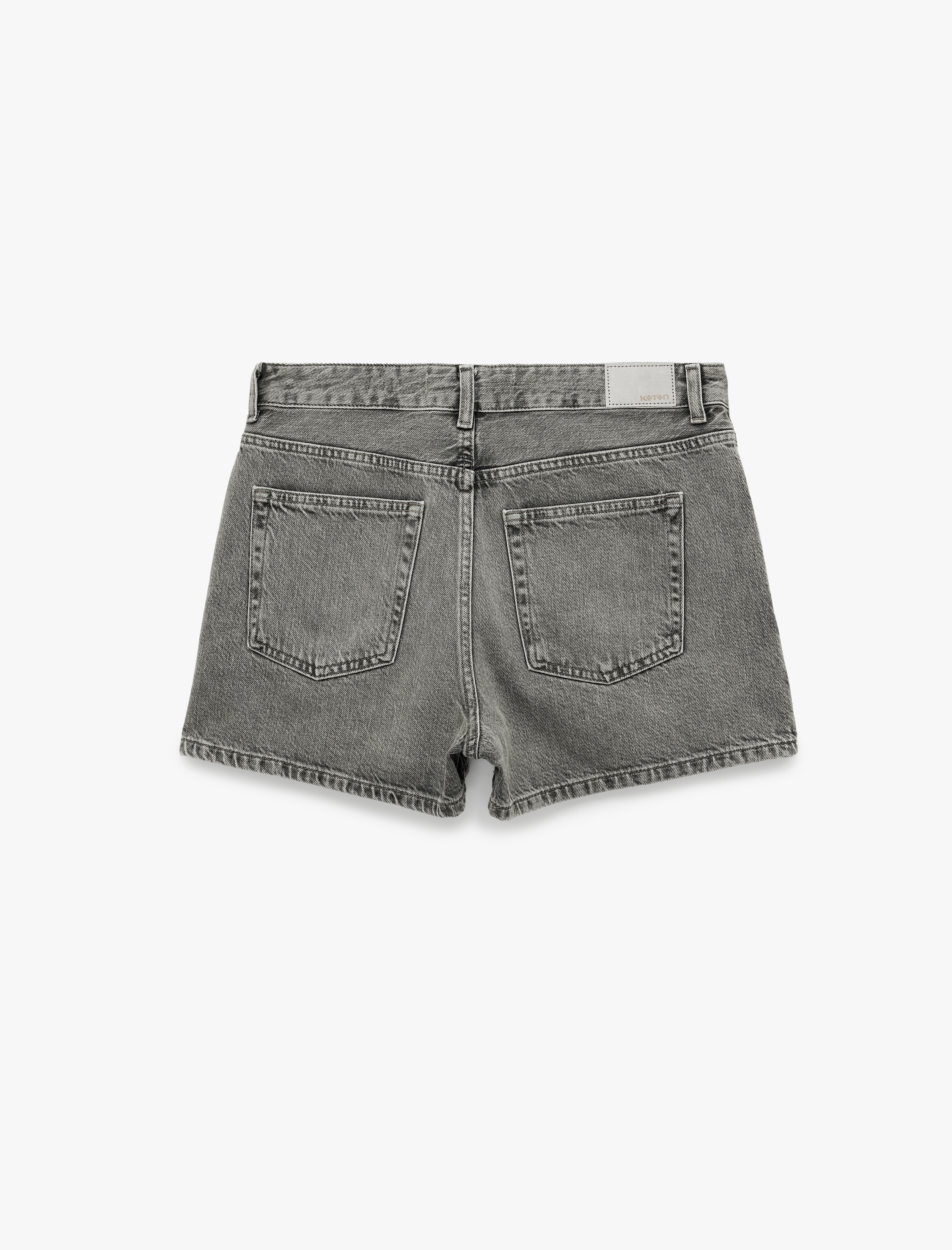   Pamuklu Regular Fit Cepli Düğmeli Yıkamalı Mini Denim Şort