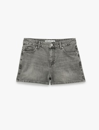 Pamuklu Regular Fit Cepli Düğmeli Yıkamalı Mini Denim Şort
