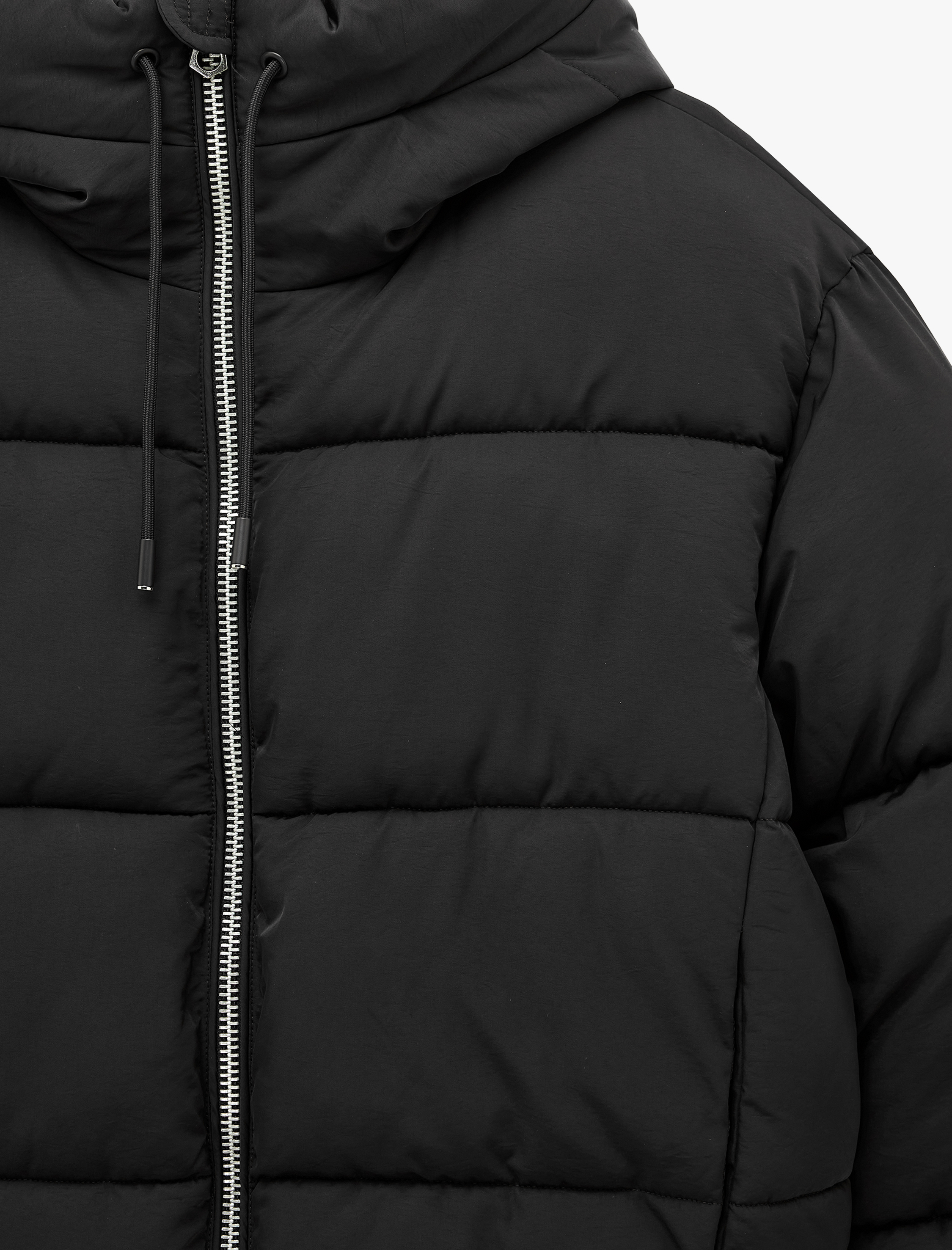   Cep Detaylı Kapüşonlu Uzun Kollu Fermuarlı Anorak Şişme Mont