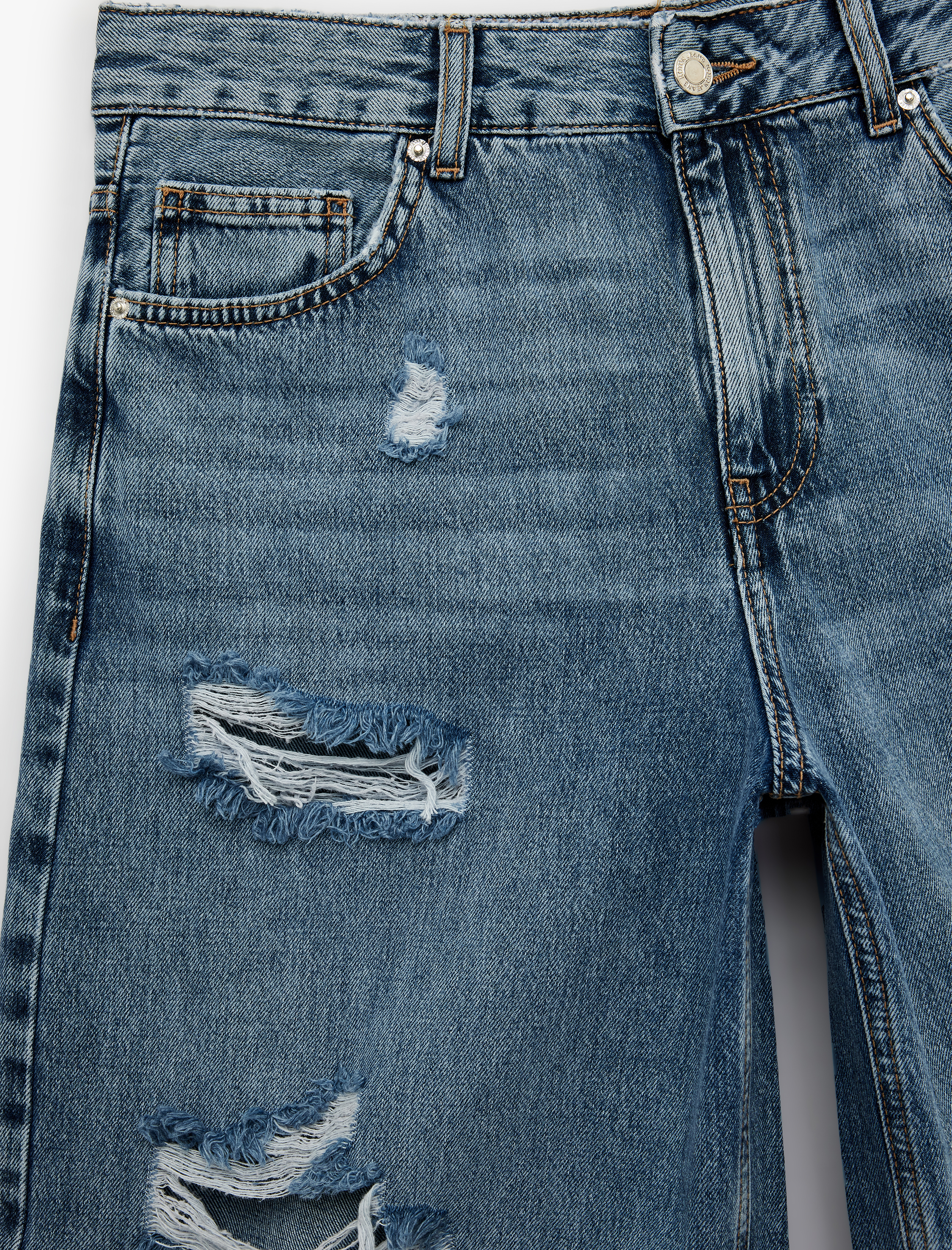   Yıpratma Detaylı Düğmeli Cepli Pamuklu Denim Bermuda Jort Şort