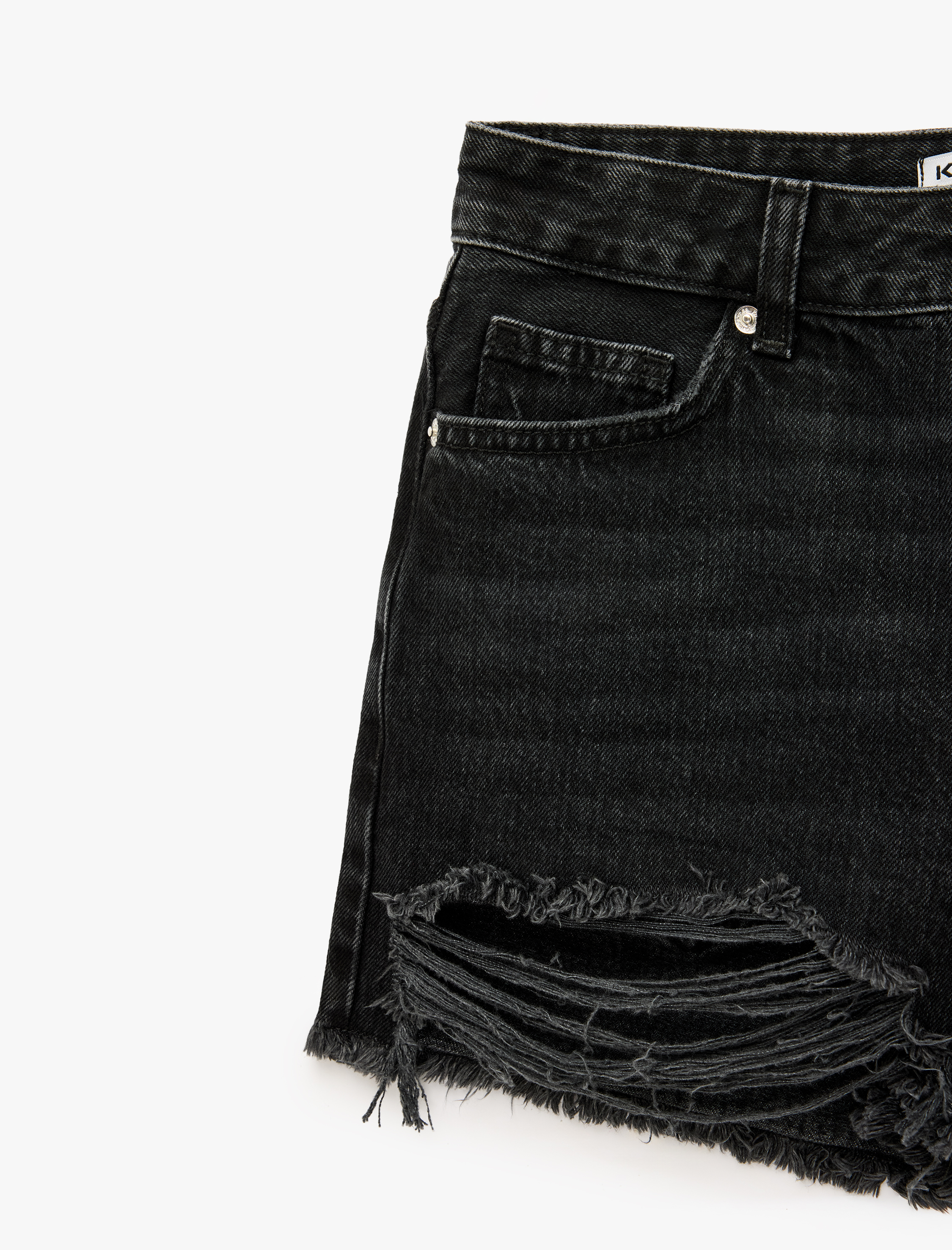  Yıpratma Detaylı Pamuklu Cepli Düğmeli Mini Denim Şort