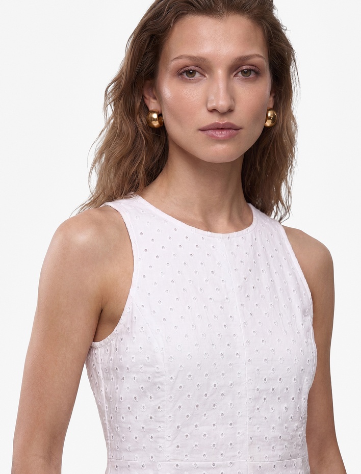 Pamuklu Kolsuz Fisto Brodeli Halter Yaka Mini Elbise