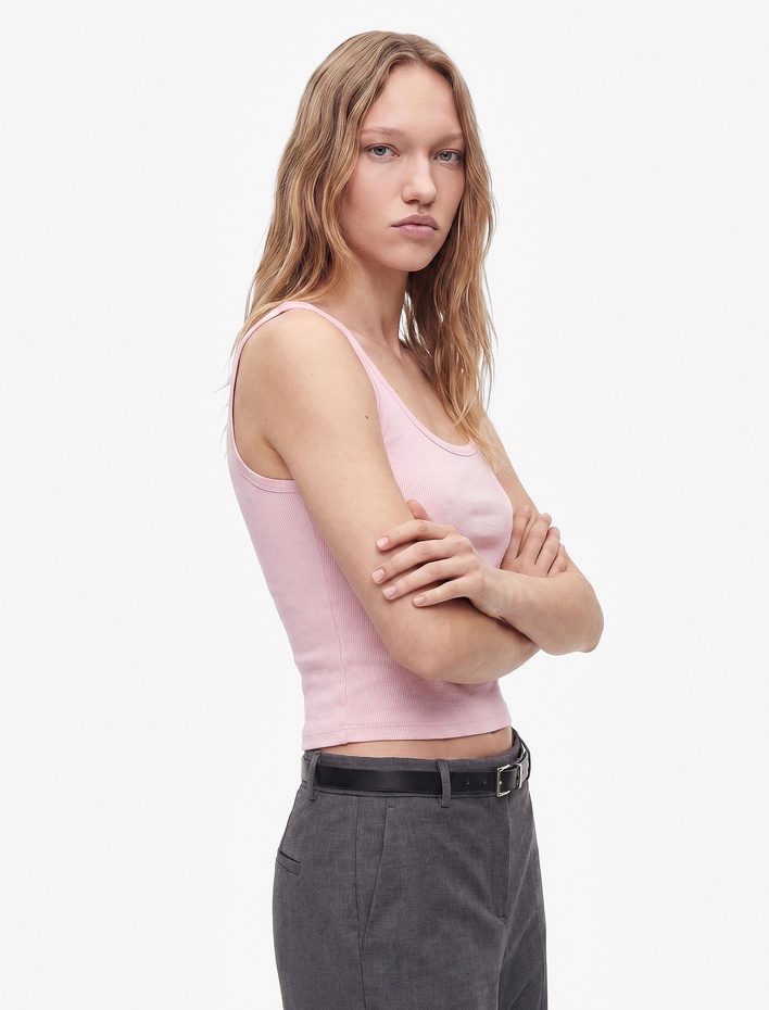  Modal Karışımlı Slim Fit Kare Yaka Kolsuz Bluz
