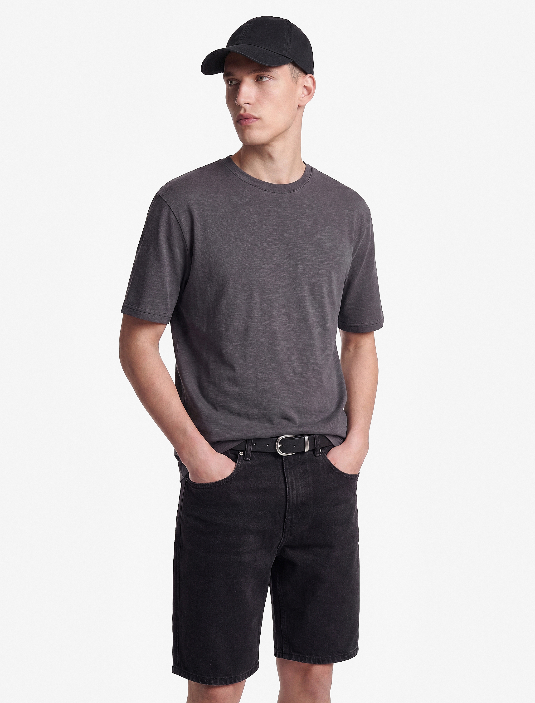   Pamuklu Kısa Kollu Bisiklet Yaka Basic Oversize Tişört