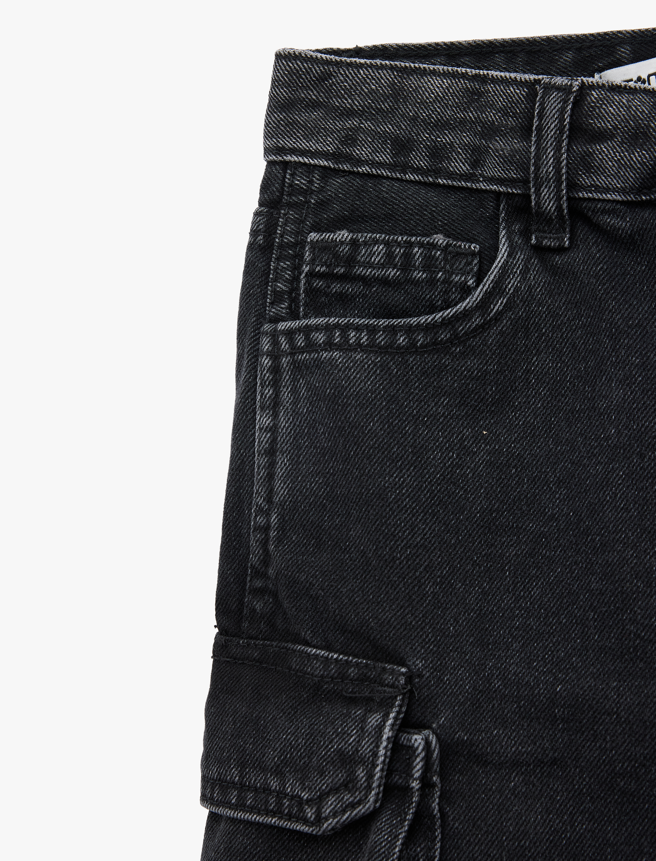 Erkek Çocuk Kapaklı Cep Detaylı Pamuklu Oversize Kargo Denim Şort