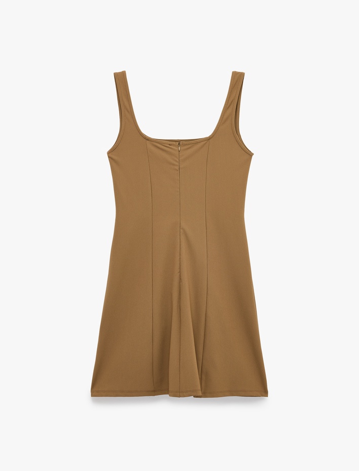  Slim Fit Kare Yaka Kalın Askılı Kloş Mini Elbise