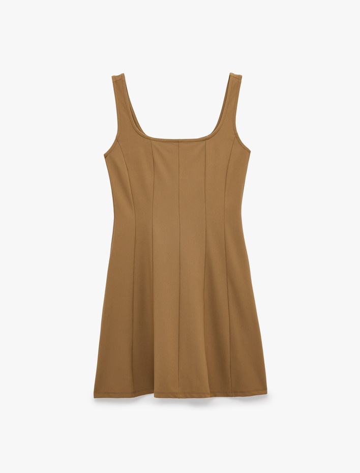  Slim Fit Kare Yaka Kalın Askılı Kloş Mini Elbise