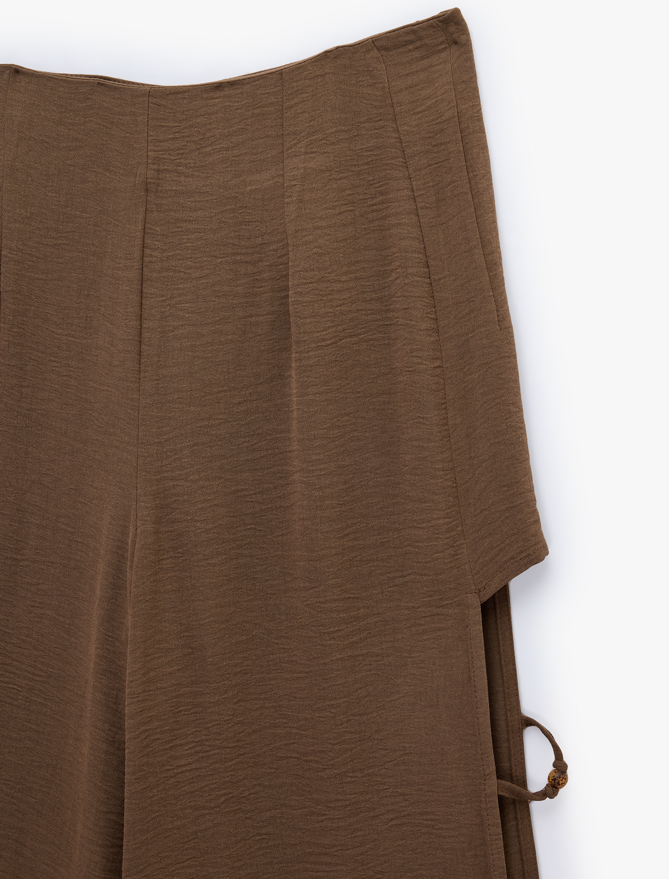   Keten Görünümlü Pencere Detaylı Boncuklu Geniş Paça Pantolon