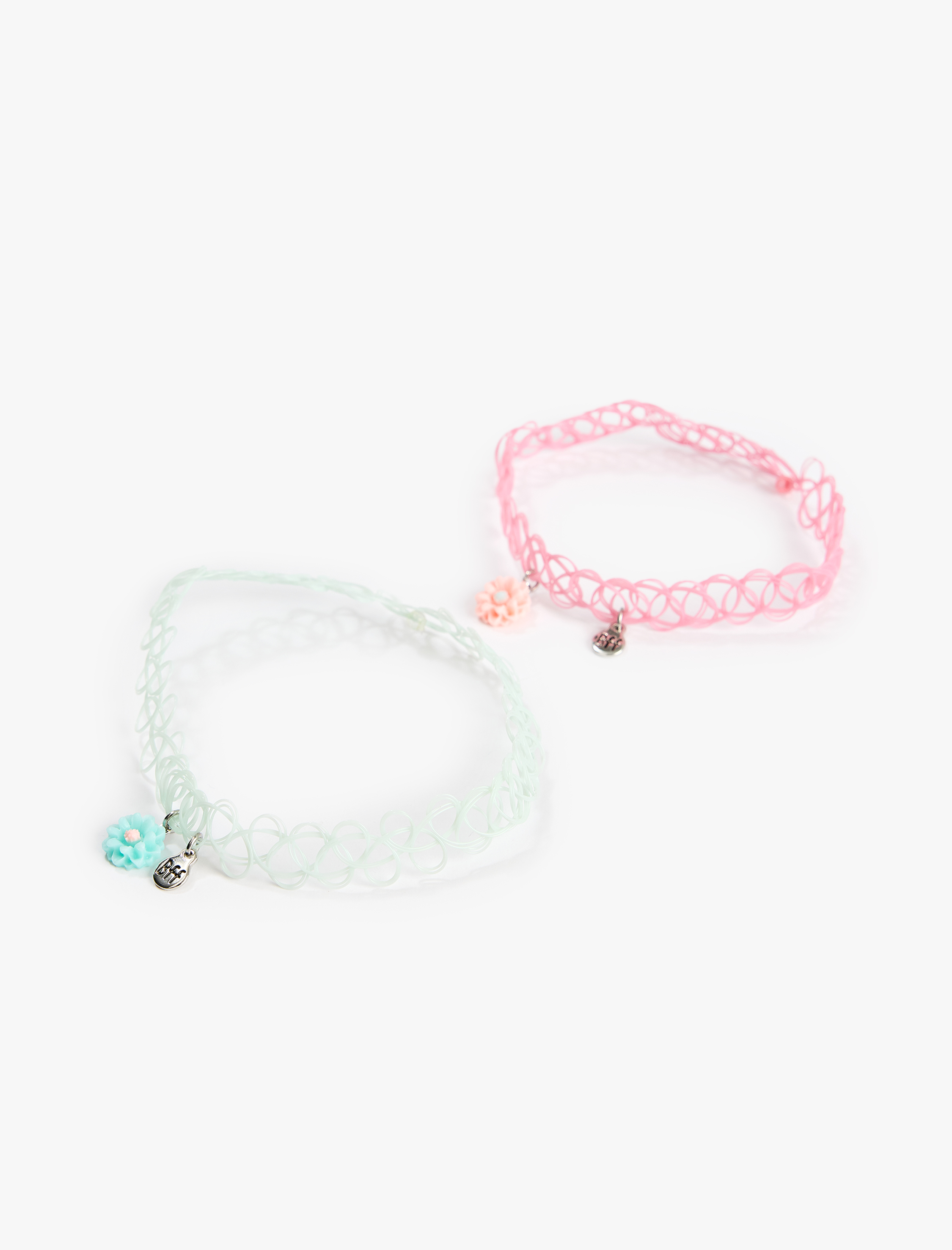  Kadın Çiçek Charmlı 2'li Choker Arkadaşlık Kolyesi