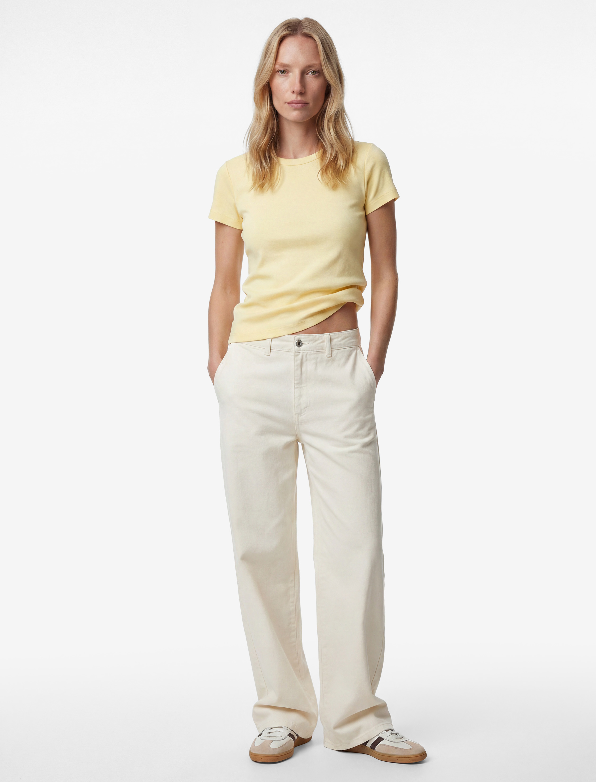   Pamuklu Slim Fit Bisiklet Yaka Kısa Kollu Tişört
