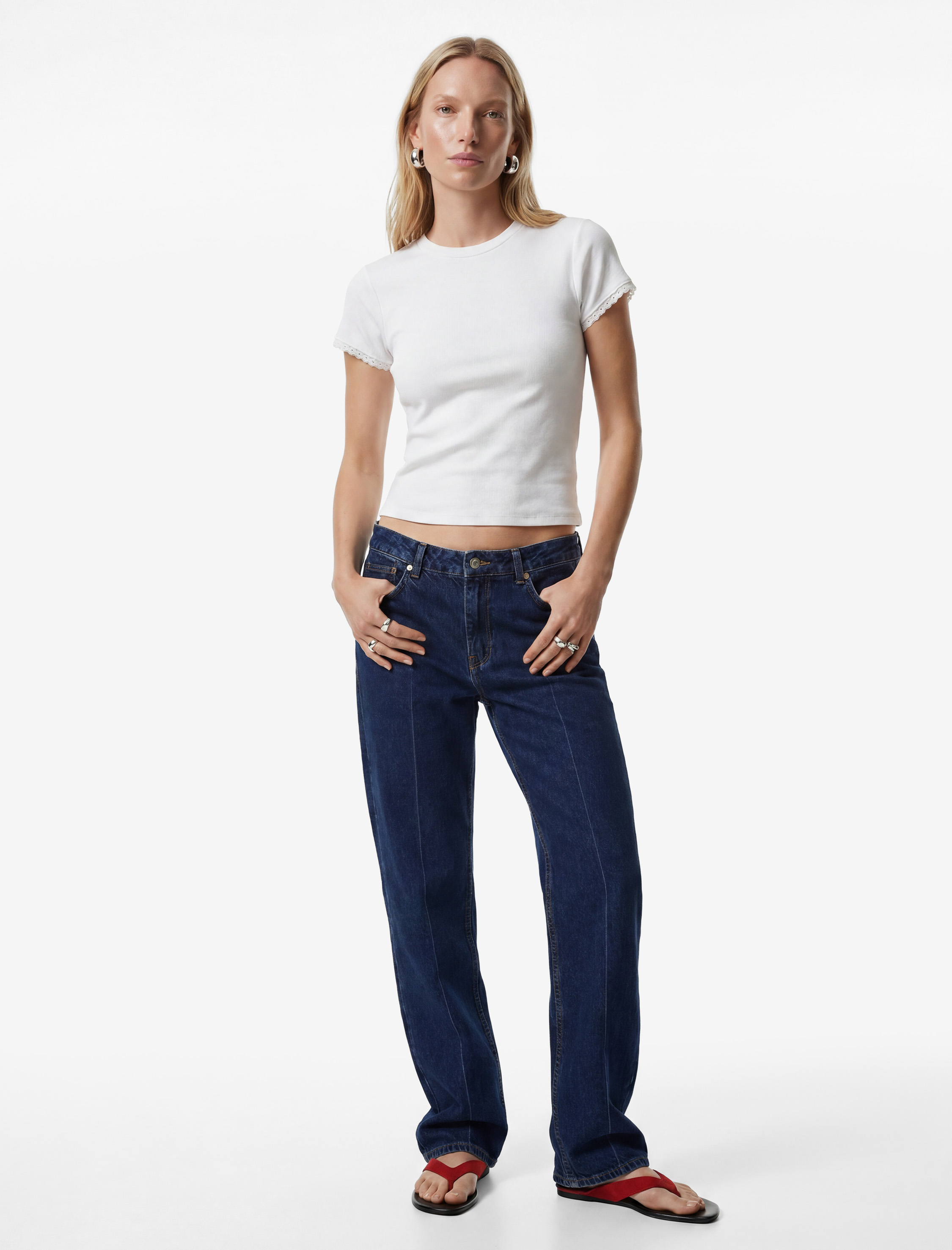   Ribanalı Pamuklu Slim Fit Bisiklet Yaka Kısa Kollu Dantel Detaylı Tişört