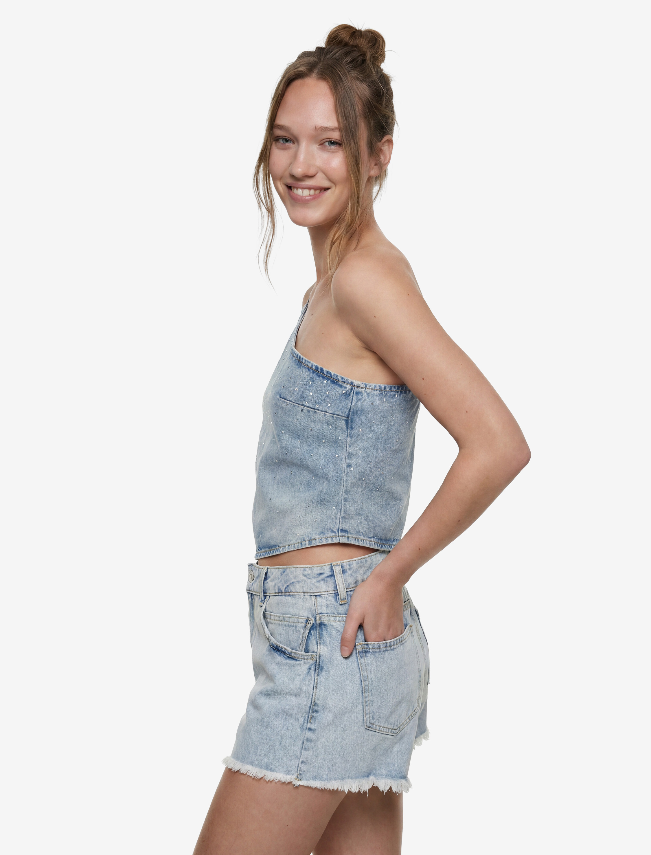   Rahat Kalıp Taş Detaylı Pamuklu Fermuarlı Askılı Asimetrik Denim Bluz