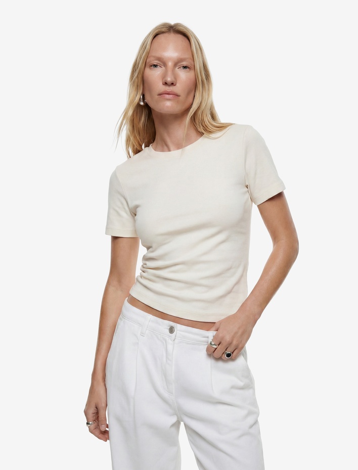  Pamuklu Slim Fit Bisiklet Yaka Kısa Kollu Basic Tişört