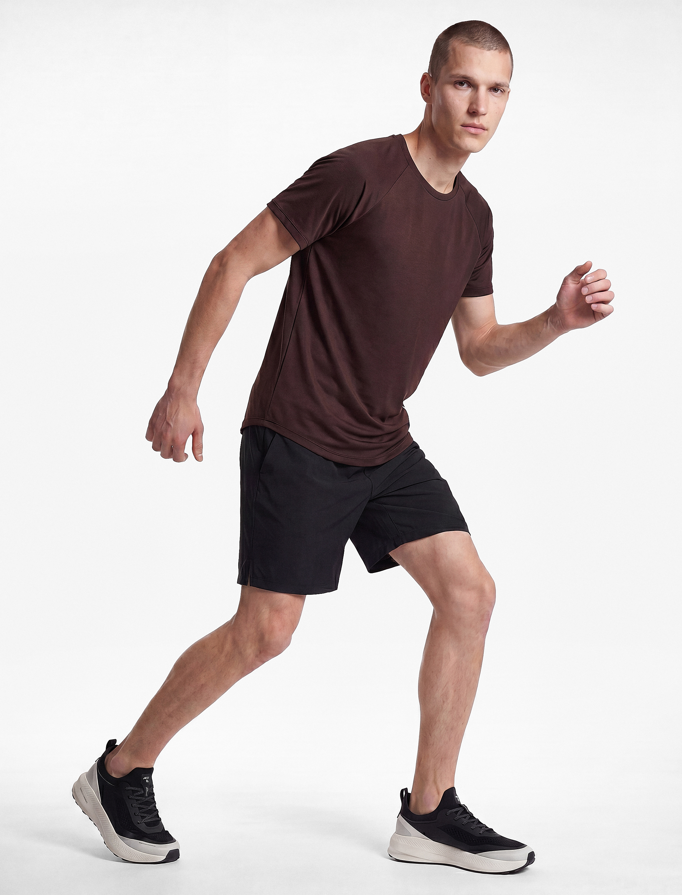   Regular Fit Bisiklet Yaka Baskı Detaylı Kısa Kollu Spor Tişört