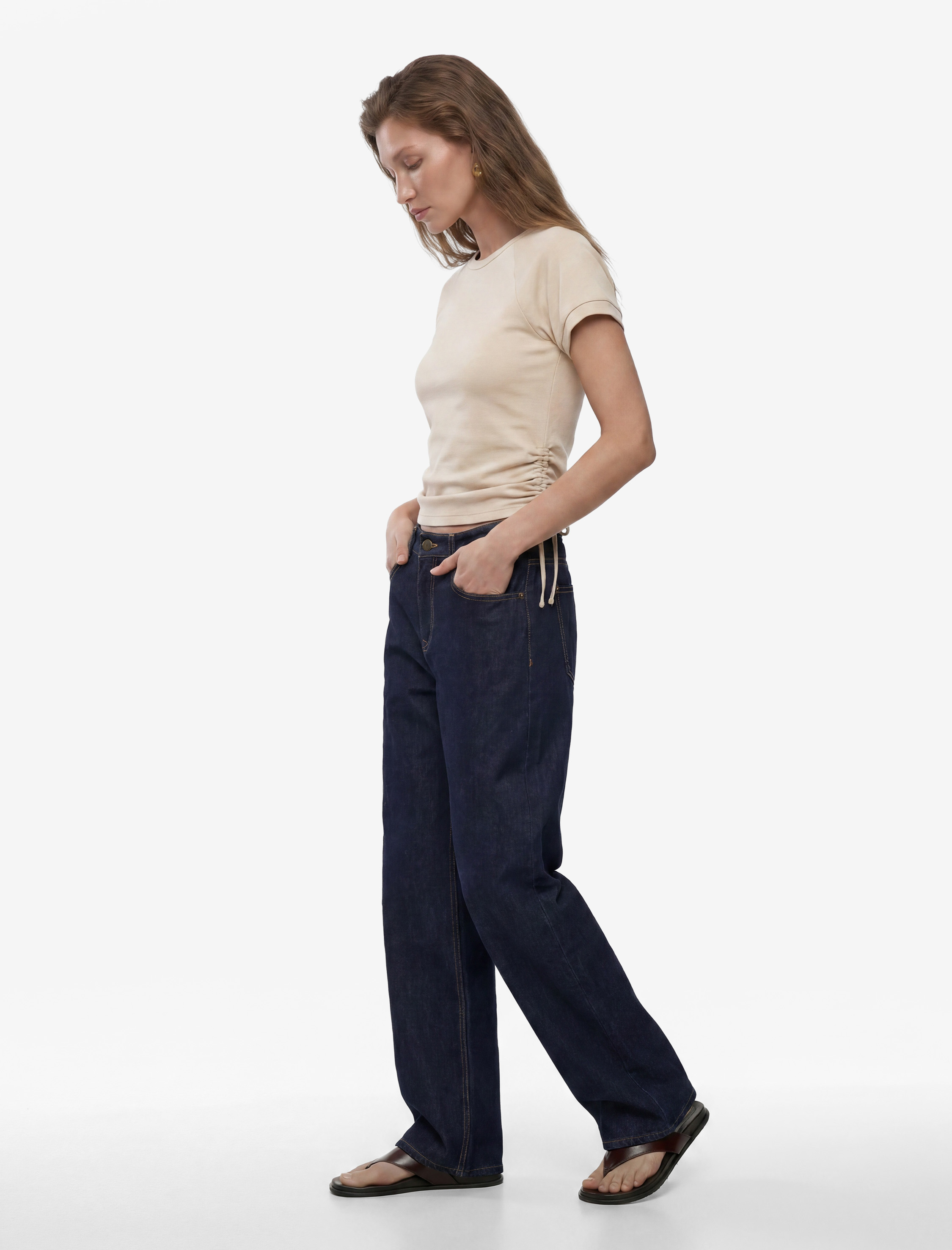   Pamuklu Slim Fit Bisiklet Yaka Kısa Kollu Yanları Bağlamalı Büzgülü Tişört