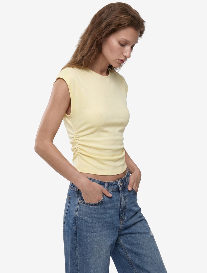  Pamuklu Slim Fit Drape Detaylı Bisiklet Yaka Kısa Kollu Tişört