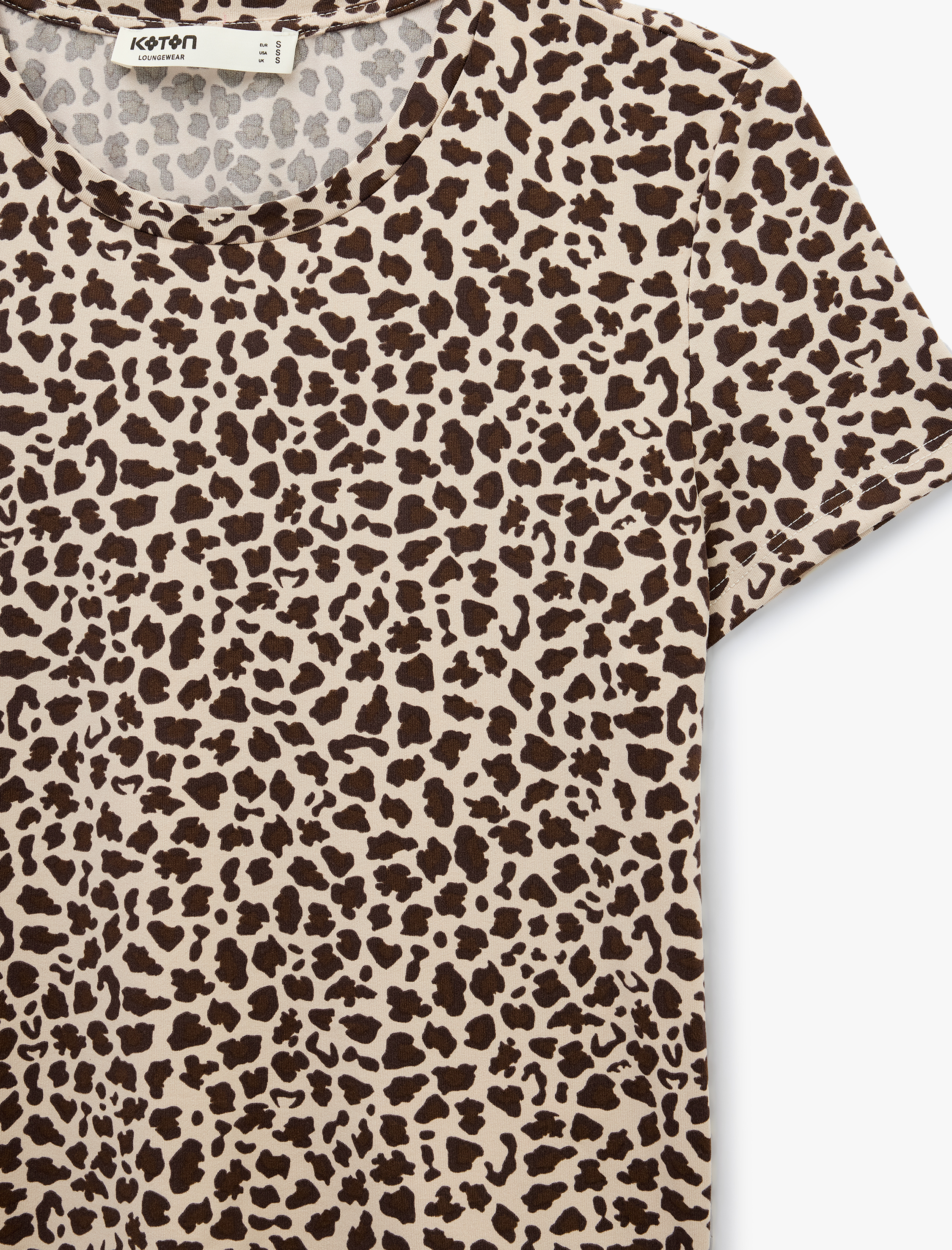   Leopar Desenli Rahat Kesim Bisiklet Yaka Kısa Kollu Pijama Üstü