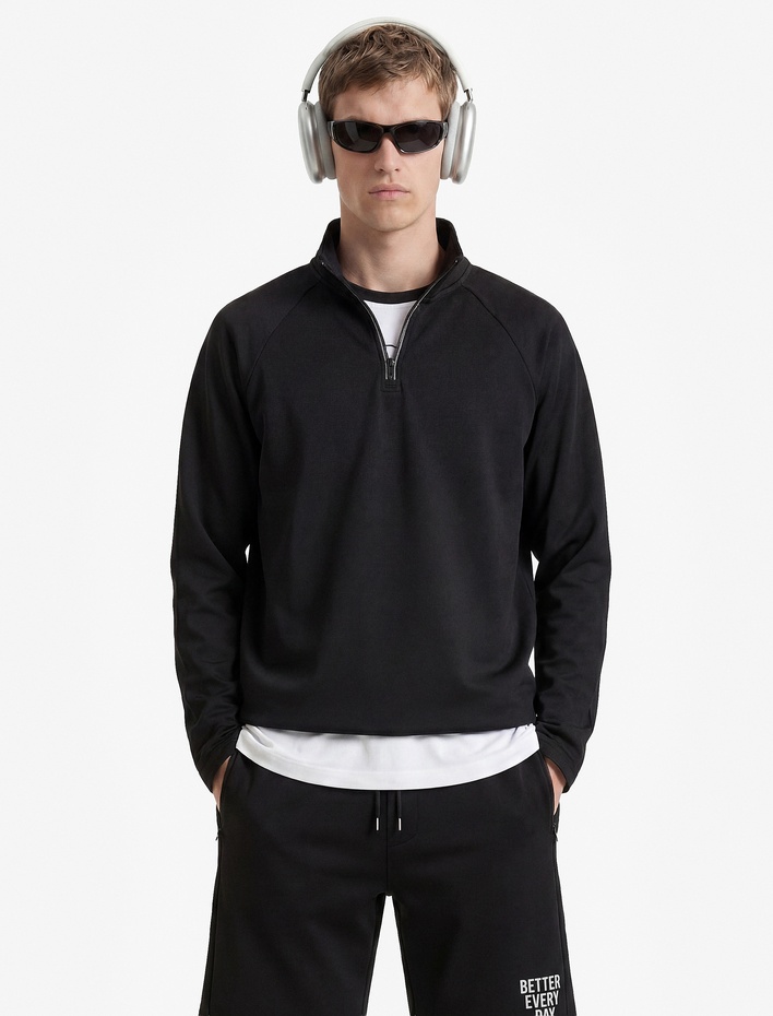  Uzun Kollu Dik Yaka Yarım Fermuarlı Spor Sweatshirt