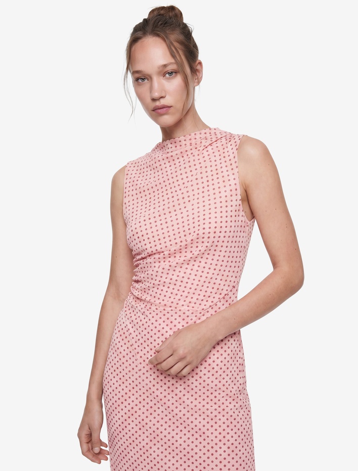  Drapeli Slim Fit Kolsuz Bisiklet Yaka Puantiyeli Uzun Elbise
