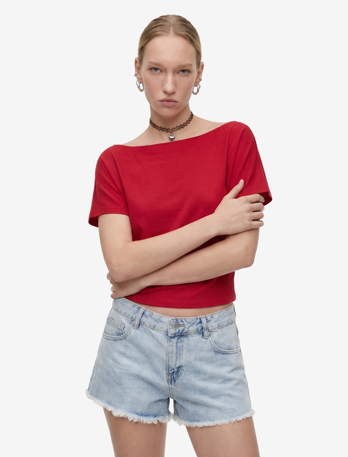  Modal Karışımlı Slim Fit Yarasa Kol Kayık Yaka Tişört