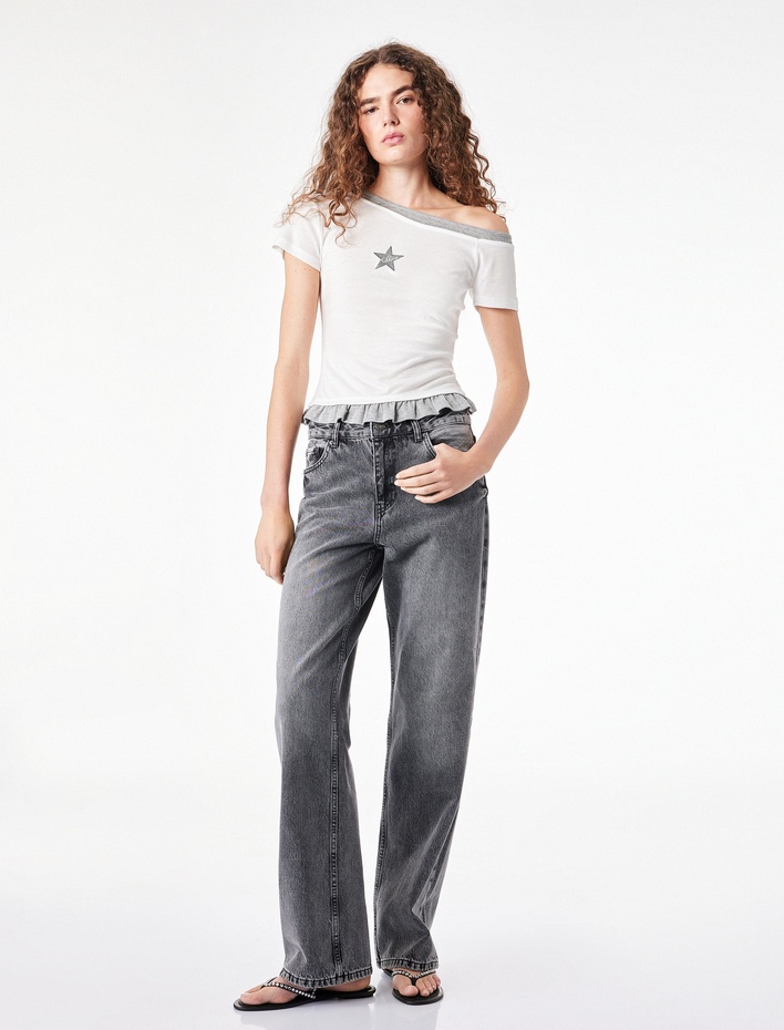  Asimetrik Kayık Yaka Baskılı Slim Fit Kısa Kollu Fırfırlı İkili Tişört