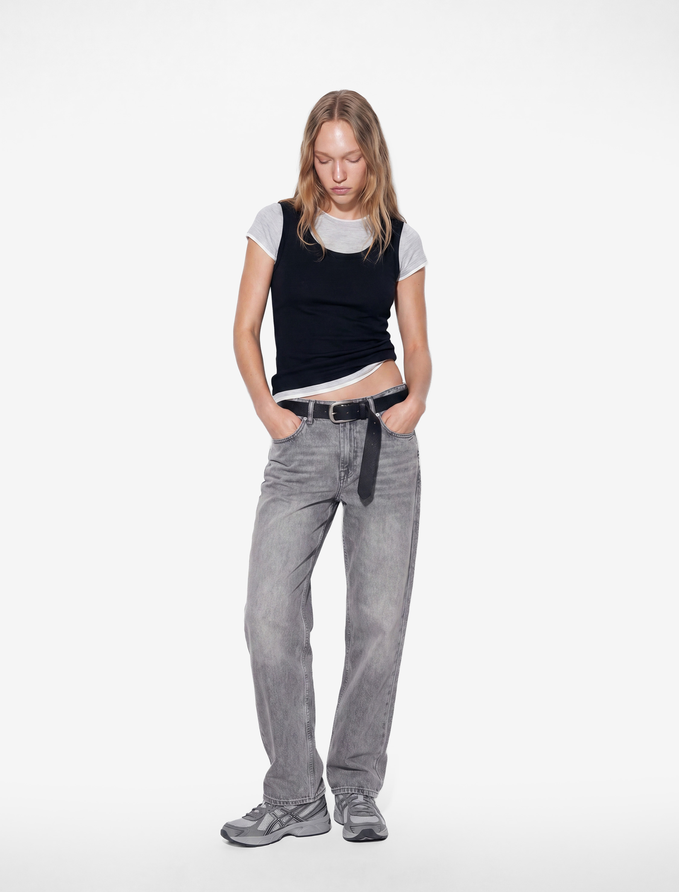   Slim Fit Bisiklet Yaka Katmanlı Viskon Karışımlı Kısa Kollu Tişört
