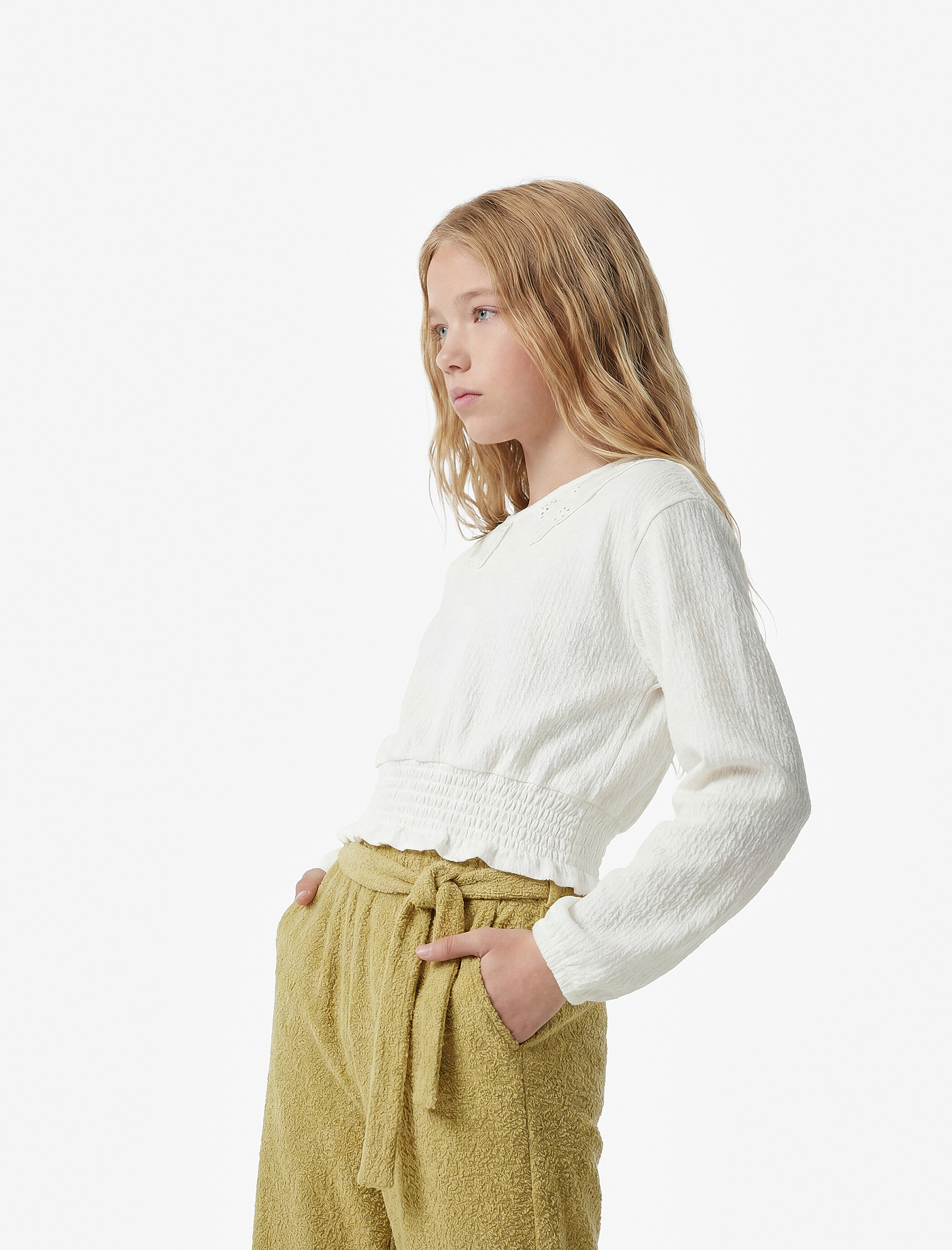  Kız Çocuk Beli Lastikli Dantel Detaylı Bisiklet Yaka Uzun Kollu Crop Bluz
