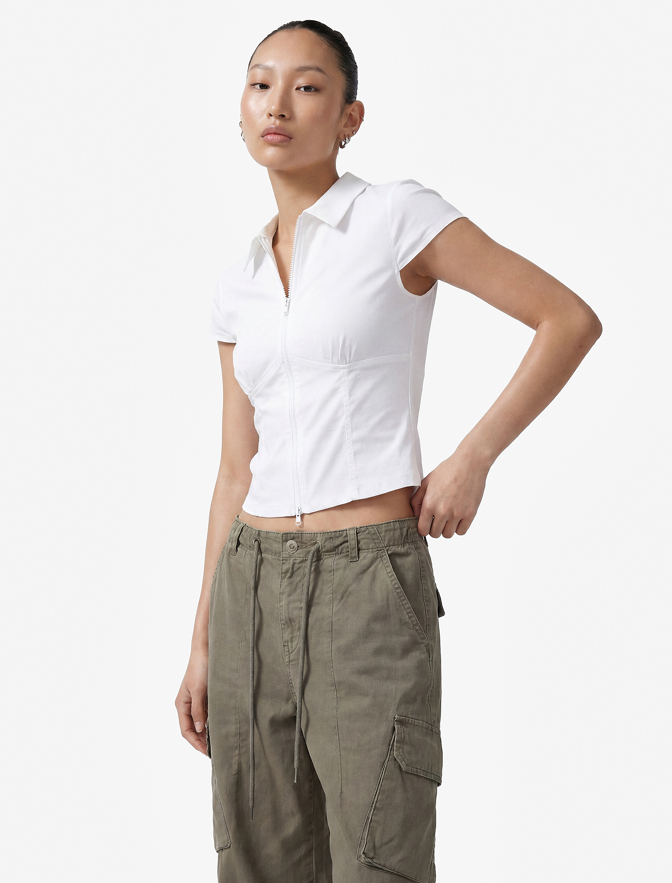   Slim Fit Kısa Kollu Klasik Yaka Fermuarlı Crop Gömlek