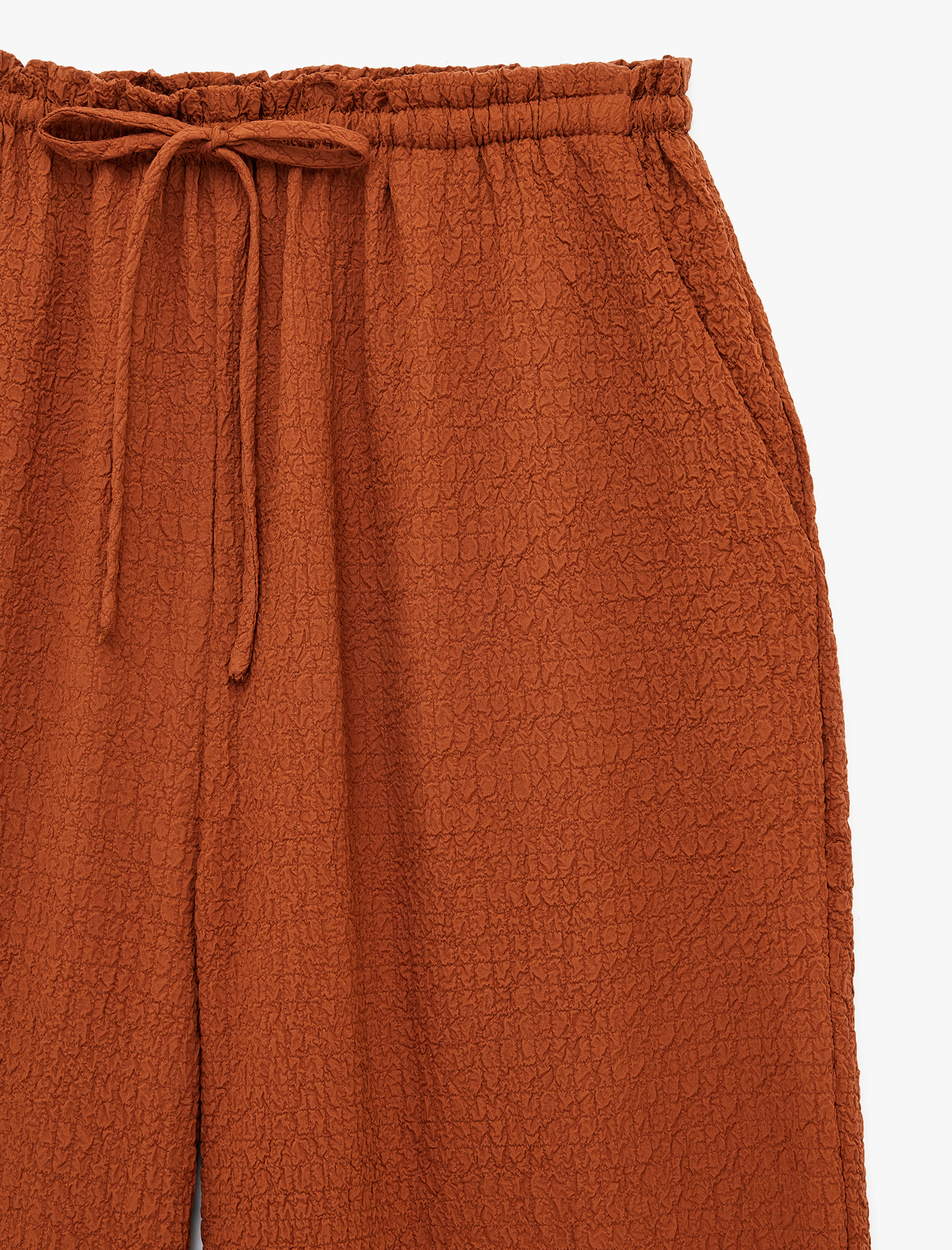   Dokulu Cepli Bağlama Detaylı Geniş Paça Pantolon