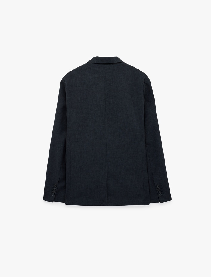  Düğmeli Uzun Kollu Kapaklı Cepli Mono Yaka Blazer Ceket