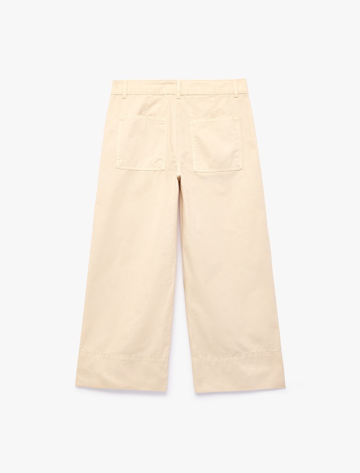  Pamuklu Düğmeli Normal Bel Cep Detaylı Bol Paça Pantolon - Culotte Jeans