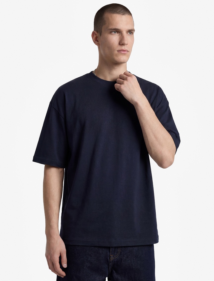 Pamuklu Kısa Kollu Bisiklet Yaka Basic Oversize Tişört