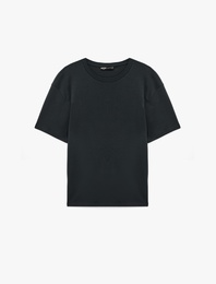 Pamuklu Bisiklet Yaka Kısa Kollu Basic Oversize Tişört