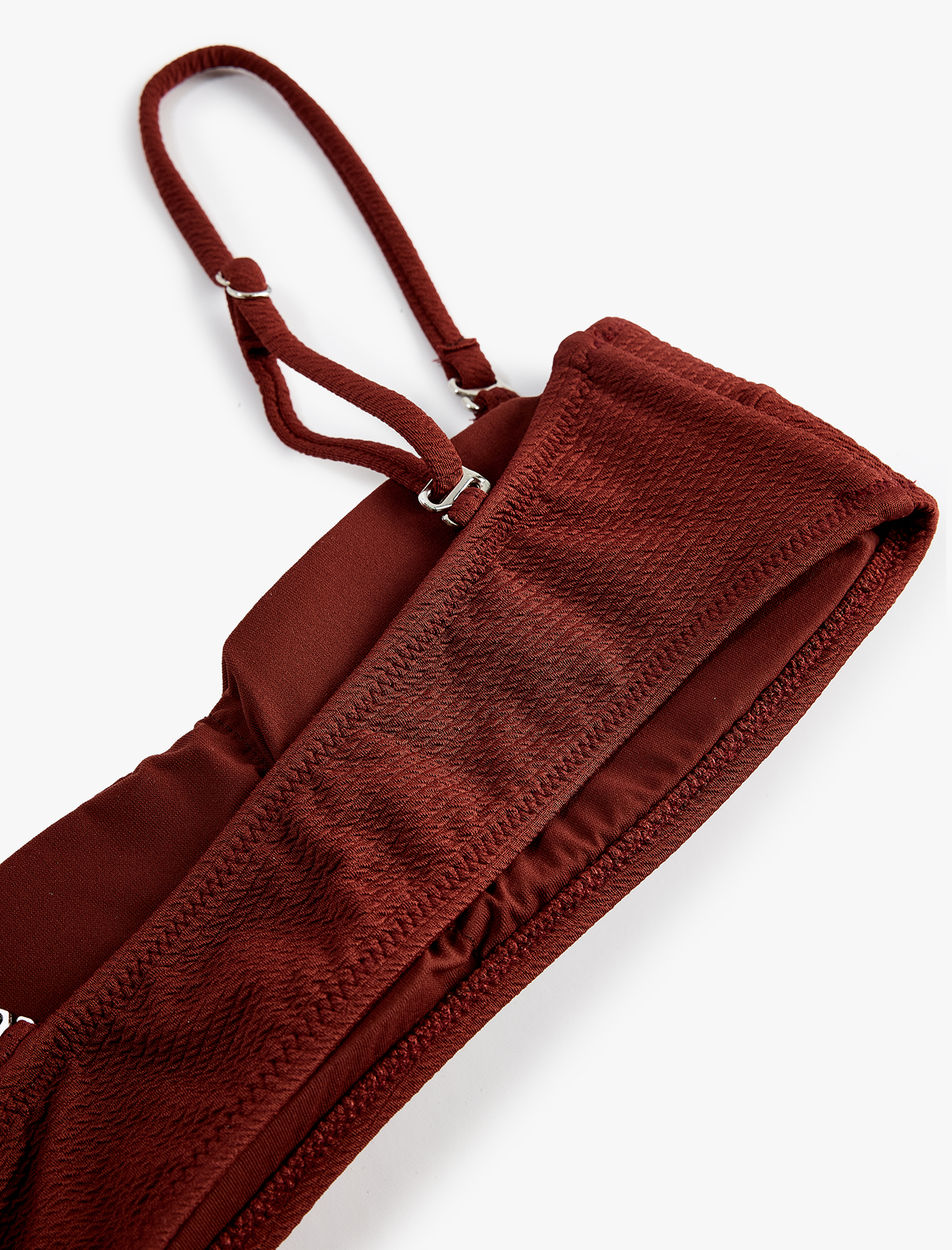   Çıkarılabilir Askılı Dokulu Straplez Bikini Üstü