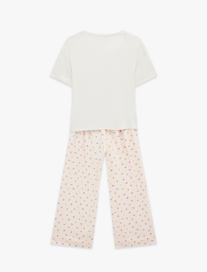  Viskon Kumaş Bisiklet Yaka Çiçek Baskılı Kısa Kollu Pijama Seti