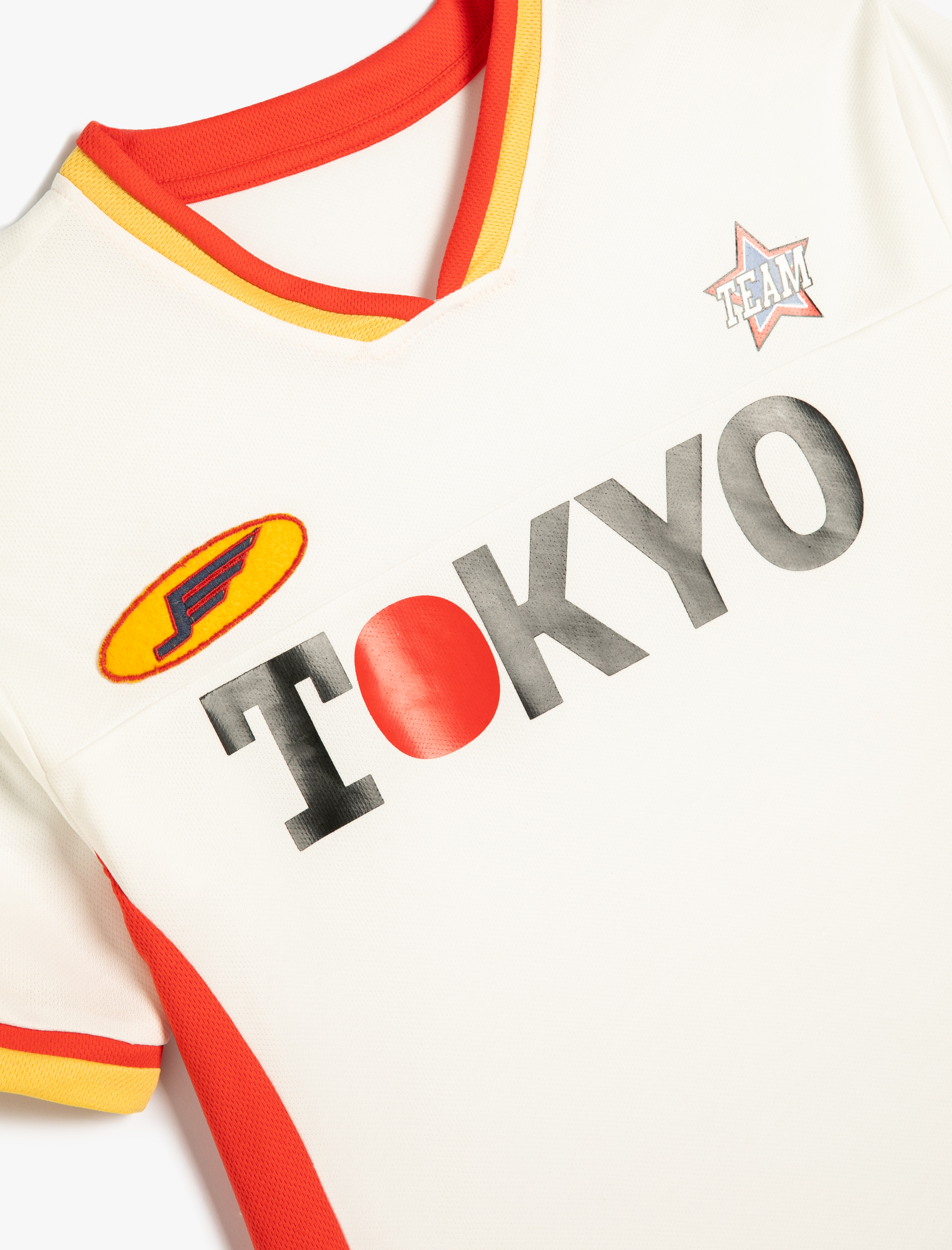  Erkek Çocuk Tokyo Baskılı Kısa Kollu V Yaka Spor Tişört