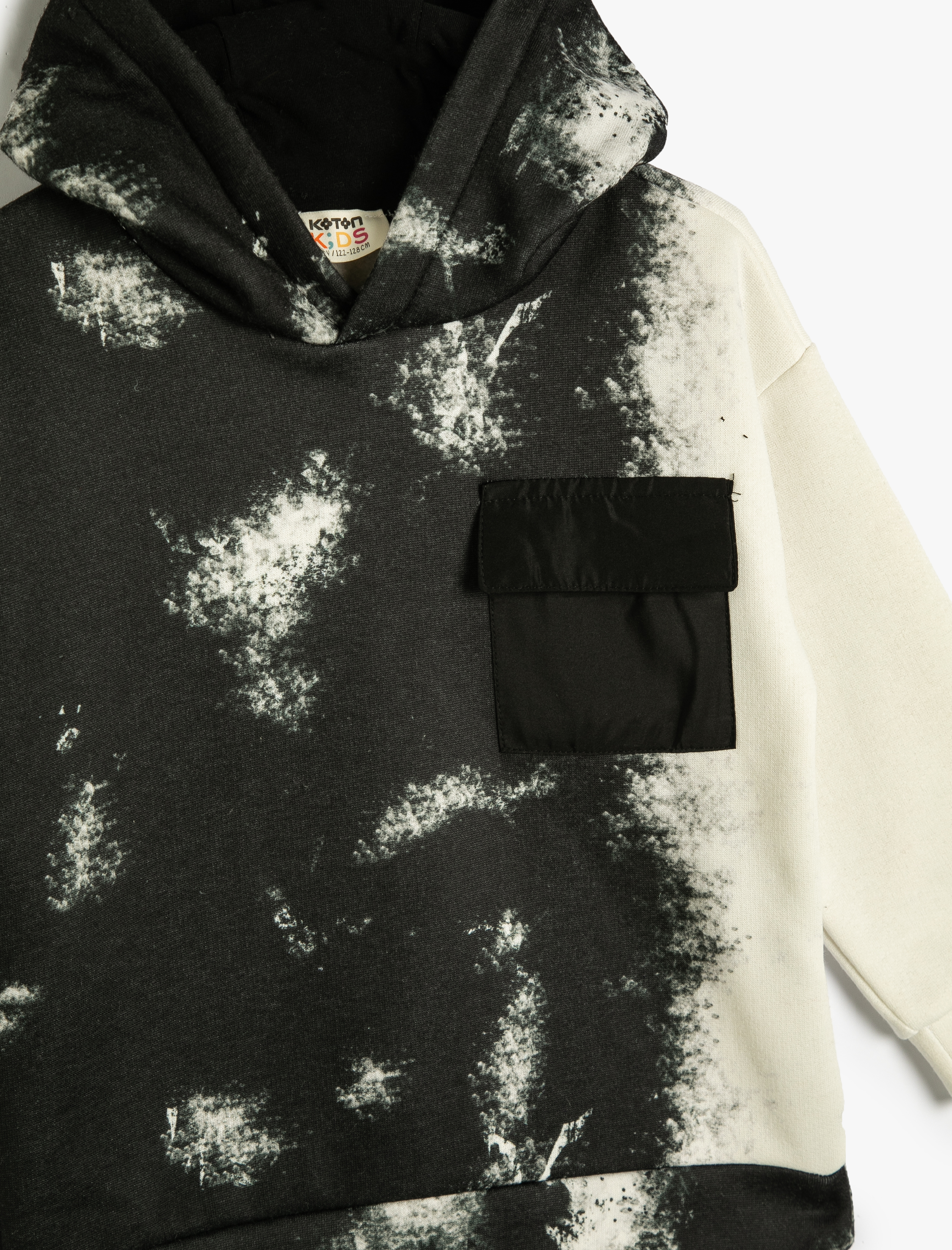  Erkek Çocuk Kapüşonlu Sweatshirt Renk Geçişli Cep Detaylı