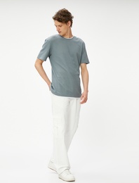 Basic Tişört Yaka Detaylı Dokulu Dar Kesim Kısa Kollu