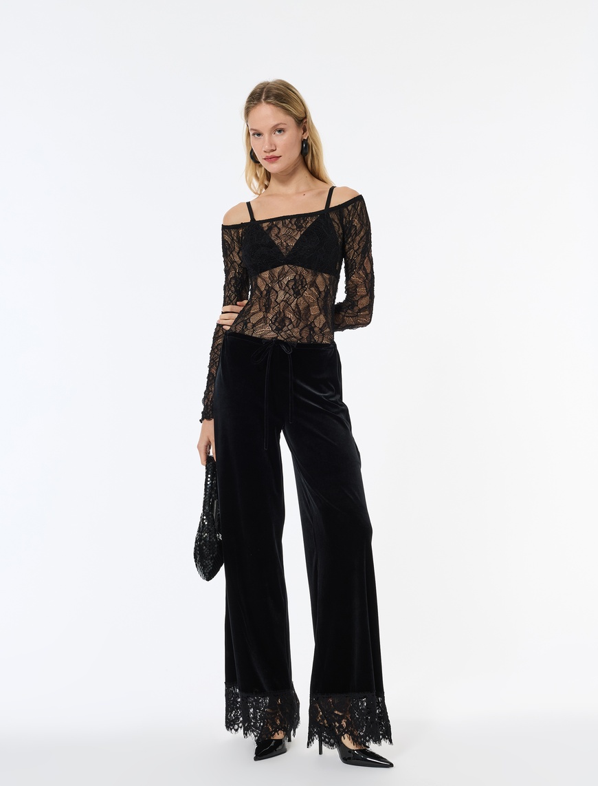 Koton Kadın Regular Fit Paçası Dantelli Pantolon